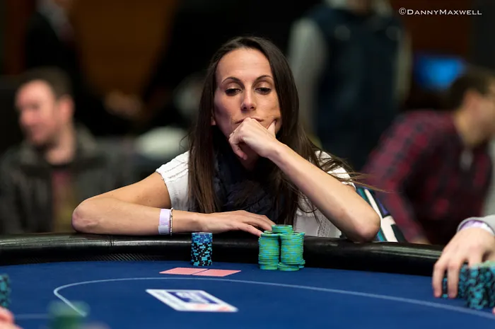 EPTPrague : Marton Czuczor chipleader, David Peters et Samantha Cohen en finale 0001