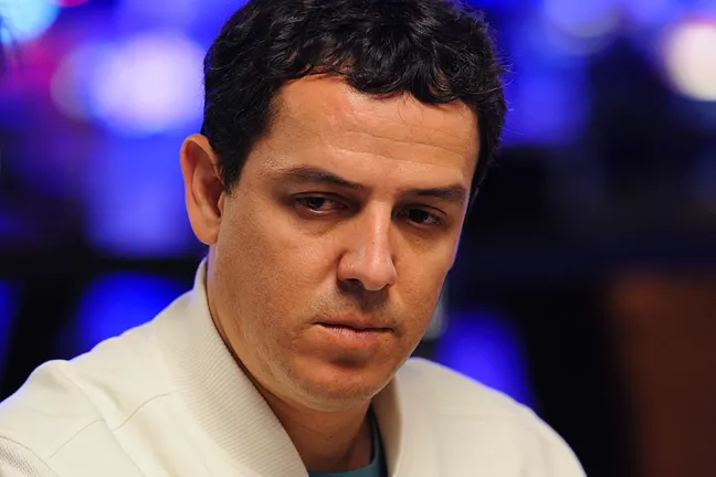 Carlos Mortensen saw a turn that cost him some chips.