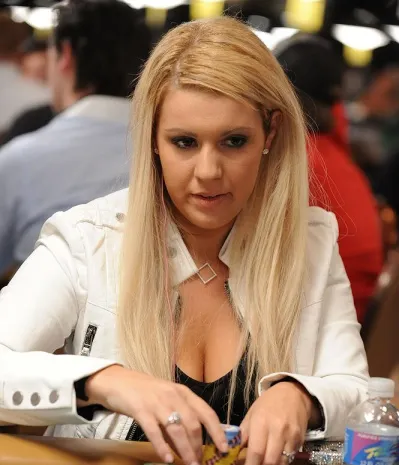 Jennifer "Jennicide" Leigh