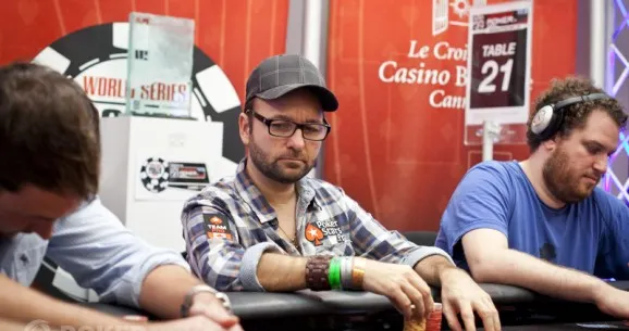 Crónicas de Negreanu: Integridade 0001