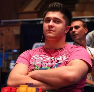 EPT Kiev: Max Lykov Continua na Frente do Pelotão 0001
