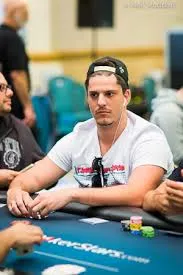 Luiz Duarte Aguenta no Top 10 e Passa Para o Dia 3 do Evento #42 0001