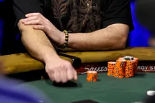 The Suspicious Check-Back: When They Don't Bet When They 'Should'