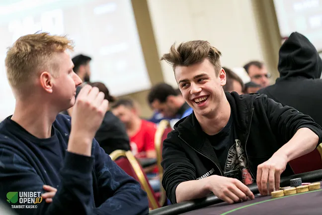 Kevin "Papaplatte" Teller returns to Day 2 with an average stack