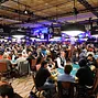Main Event players in the Amazon Room on Day 2ab