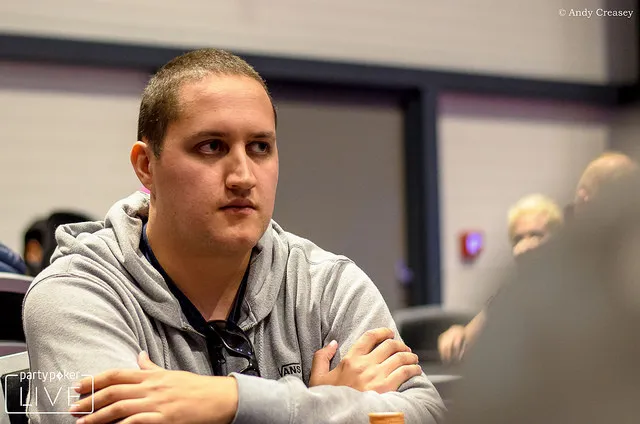 Benoit moves all-in for Andreas Eiler's effective stack