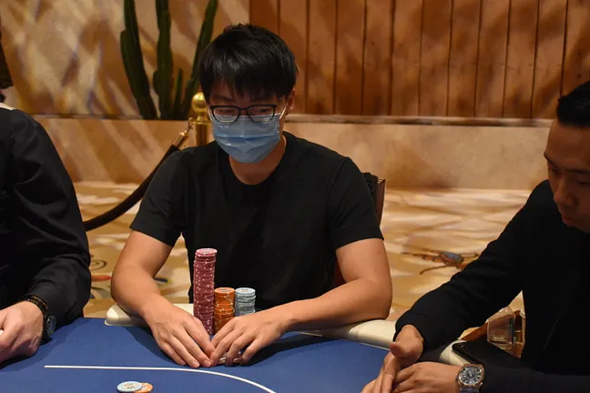 Joseph Cheong Holds Top 5 Stack for Day 2ab