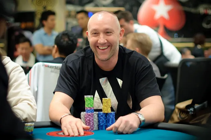 2010 PokerStars.net APPT Macau Day 1c: Judges Rules the Courtroom 0001