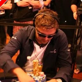 PokerStars Assina Com William Thorson 0001