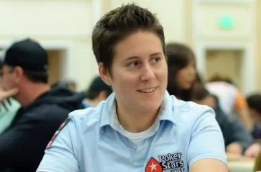 Best-of Poker 2010 : L'année des femmes 0001