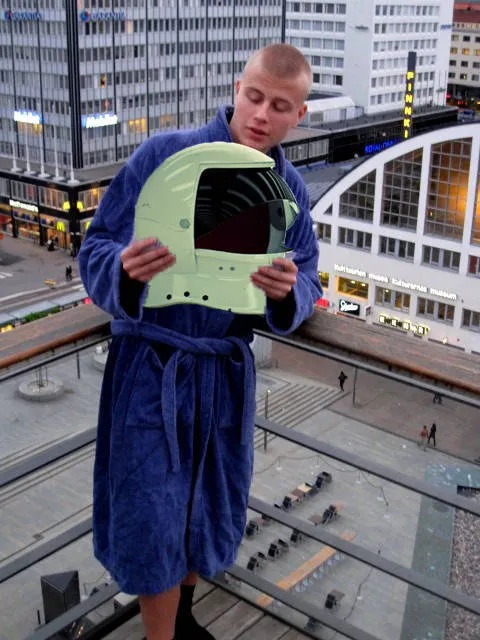 Jens "Jeans89" Kyllönen to go to Space; TwoPlusTwo Photoshoppers Win 101