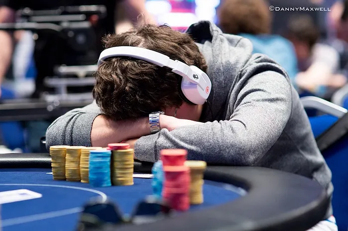 Playing Poker Without Looking at Your Cards?