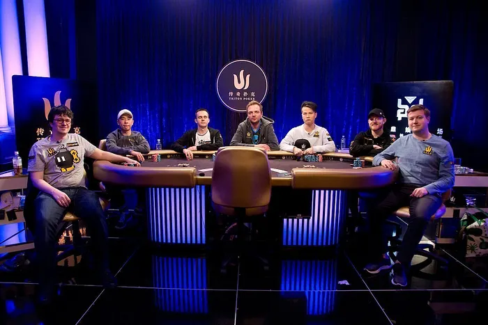 Mesa final das Triton Poker SHR Series Jeju 2019