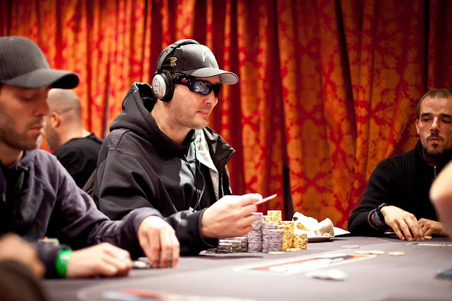 Phil Hellmuth on a mini heater