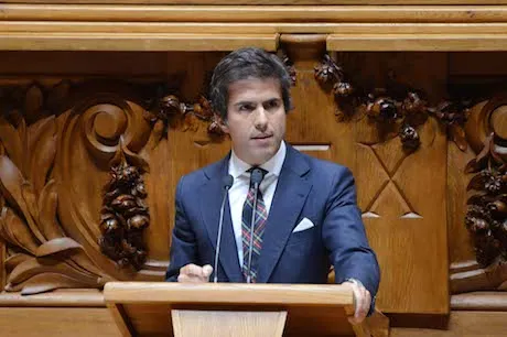 Debate da Proposta de Lei sobre o Jogo Online Marcou Passo na AR 0001