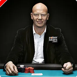 Swedish Hockey Star Mats Sundin Signed by PokerStars 0001