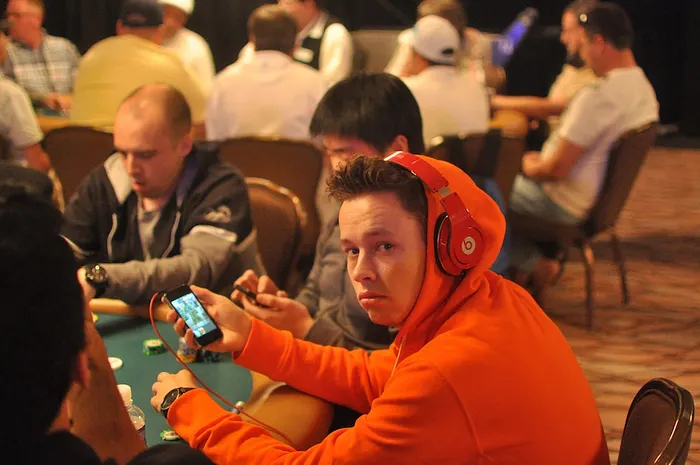 All Mucked Up: 2012 World Series of Poker Day 24 Live Blog 107
