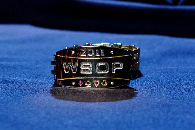 The prize at the end of the tunnel - a coveted WSOP gold bracelet!