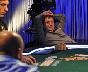 PartyPoker Weekly: Mike Sexton aprova Jake Cody, Tony G esteve perto & Freeroll Novos... 103