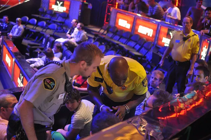 All Mucked Up: 2012 World Series of Poker Day 25 Live Blog 118