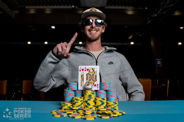 Bartender Uses Day Off to Win First Ever Poker Tournament in San Diego