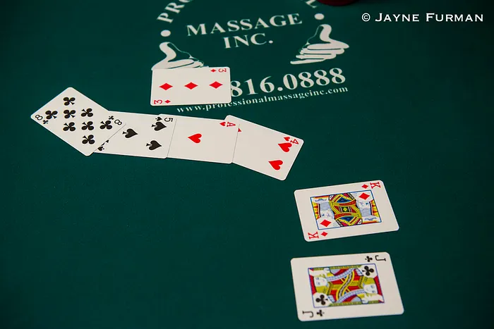 Razz Hand