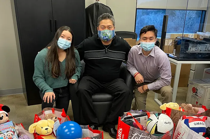 Bernard Lee and family