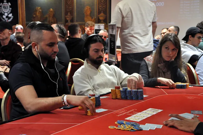Adel Rahou, Quentin Crutel et Maria Lampropulos (crédit @ClubPoker)