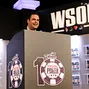 Tournament Director Jack Effel addresses the players of Event 1 at the 2014 WSOP