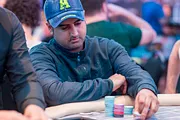888live London Snapshot: Charles Chattha Goes to Work