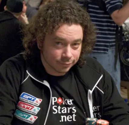2008 WSOP 'November Nine' Focus: Ylon Schwartz 0001