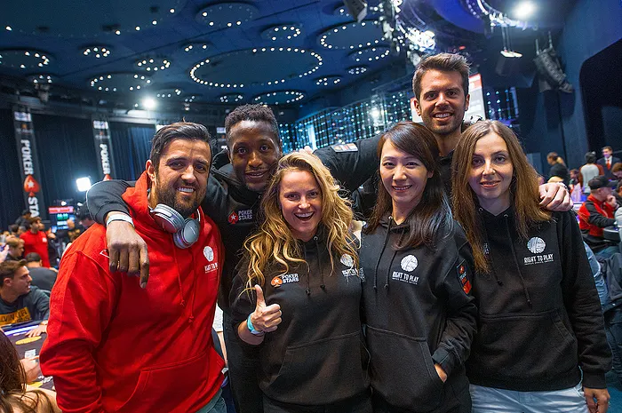 PokerStars ambassadors wearing the Right To Play hoodie