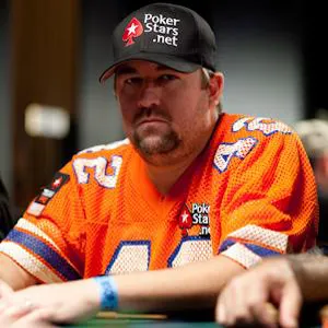 PokerNews Top10: Momentos Mais Marcantes do Poker na TV 0001