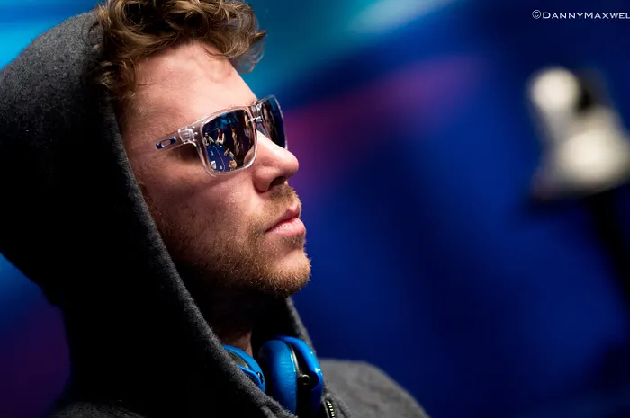 WSOPE Main Event : Kevin MacPhee chipleader de la TF, Lichtenberger et Alvarado in 0001