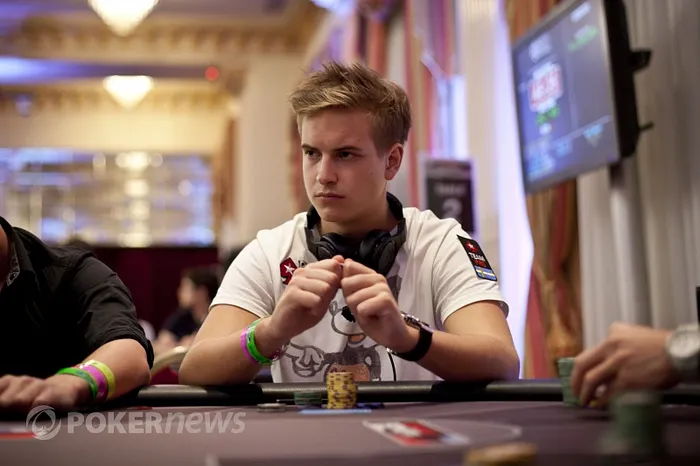 Bonne année poker 2012 ! 109