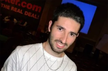 Anthony "raver44" Lorieu