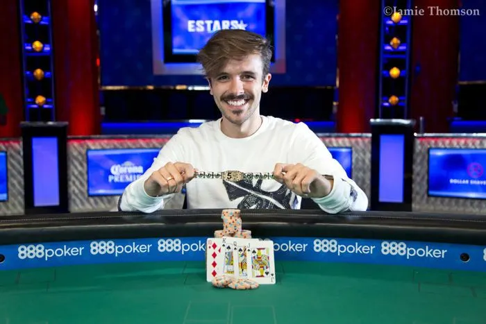 yuri-martins-bracelete-wsop-las-vegas