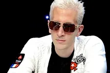 "ElkY" (2/3) : « Vanessa Selbst, c’est impressionnant de parler stratégie avec elle »