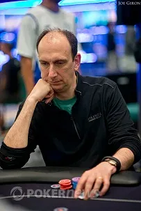 The Nightly Turbo: 32 Confirmed for NBC Heads-Up, Vanessa Rousso Rocks PCA Party 101