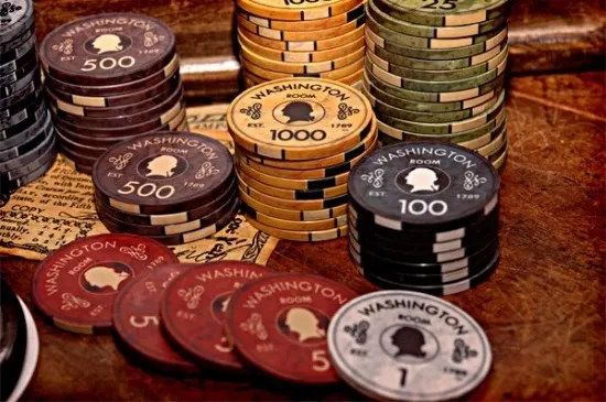 Cadeaux de Noël Poker : mettez le feu au sapin 103