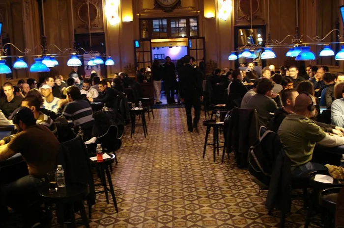 tournoi live pokernews