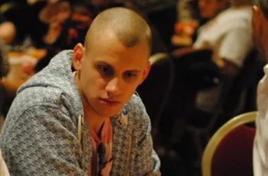 Stratégie en tournoi turbo avec Phil 