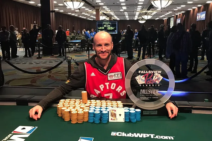 Threepeat : L'exploit de Mike Leah 0001