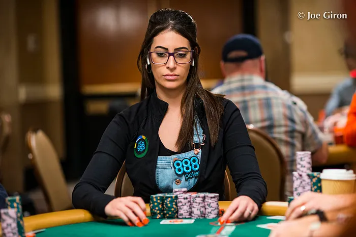 Vivian Saliba no $888 Crazy Eights da WSOP 2019