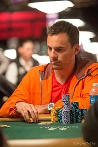 WSOP en qué debe fijarse: David "Bakes" Baker, Chris Klodnicki Ir para el oro en el evento... 101
