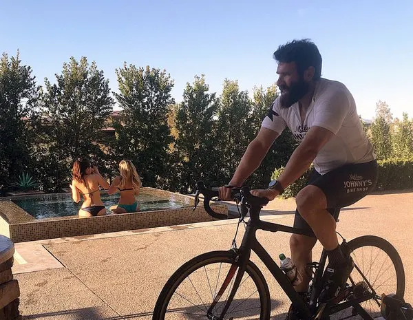 Prop Bet : Dan Bilzerian finit sa préparation et mise son Jet privé sur lui même 0001