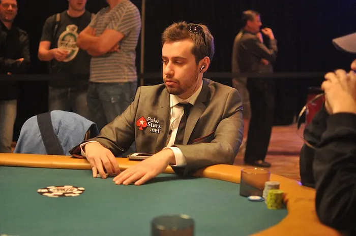 All Mucked Up: 2012 World Series of Poker Day 19 Live Blog 118