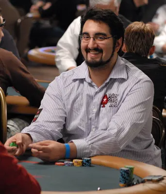 Perfil PokerNews: Hevad Khan 0001