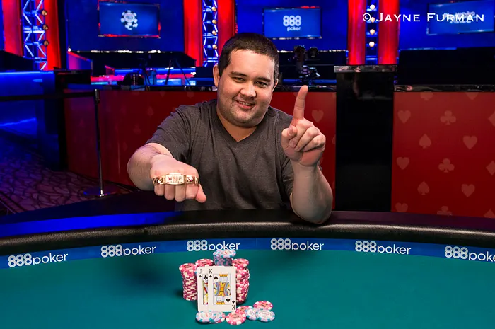 Bryan Hollis Wins WSOP Event #1: $565 Casino Employees No-Limit Hold'em 0001
