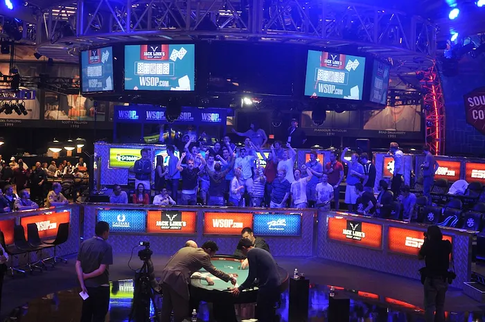 All Mucked Up: 2012 World Series of Poker Day 25 Live Blog 126